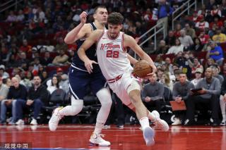 他在对手禁 他在对手禁