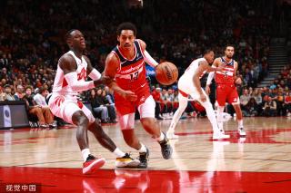 他的足球技 他的足球技